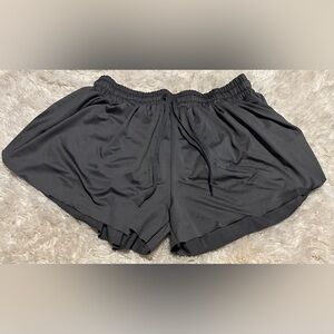 Daybreak Women’s Athletic Shorts EUC